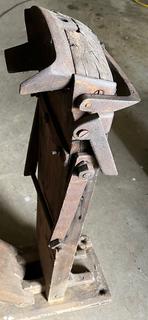Broom Makers Vise