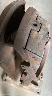 Broom Makers Vise