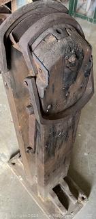 Broom Makers Vise