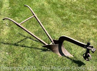 Horse-Drawn Iron Side Hill/Swing Plow 