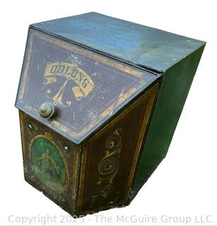 Antique Country General Store Oolong Tea Tin Bin Beautiful Graphics 23x13"<br>

<br><br>

Removal Options:<br><br> Sat (Nov 8) & Sun (Nov 9) 11-3pm, 56 Scotch Hill Rd., Cambridge NY 12816<br><br>

Sat (Nov 15) 12-2pm, TMG Warehouse, 2800 Juniper St., Fairfax, VA 22031<br><br>

Request Shipping (david@themcguiregroupllc.com)