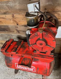 UNIVERSAL Machine Milking Rotary Vacuum Pump. Working