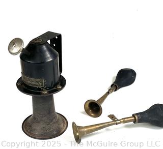 "Standard" Auto Horn. Somerville, MASS