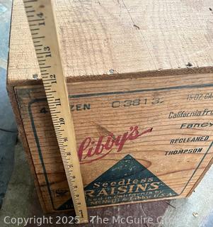 Libby's Seedless Raisins Wooden Box