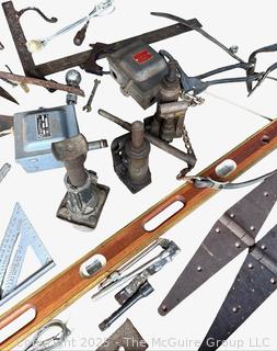 Farm Hardware Supplies and Hand Tools Including Steel Hinges, 48" Level and Electrical Boxes<br>

<br><br>

Removal Options:<br><br> Sat (Nov 8) & Sun (Nov 9) 11-3pm, 56 Scotch Hill Rd., Cambridge NY 12816<br><br>

Sat (Nov 15) 12-2pm, TMG Warehouse, 2800 Juniper St., Fairfax, VA 22031<br><br>

Request Shipping (david@themcguiregroupllc.com) 