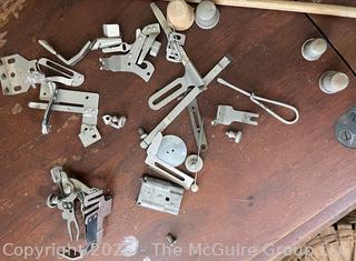 Circa 1926 Singer Treadle Sewing Machine 66 and accessories