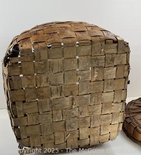 ???????? Wicker basket with lid