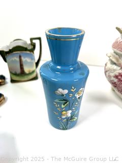 ???????? Grouping of fine China/porcelain