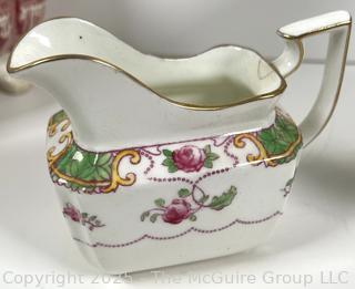 ???????? Grouping of fine China/porcelain