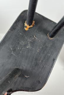 Tole painted items: 3-leg tray, covered tin