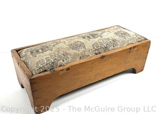 Padded rectangular wooden box (footrest?)