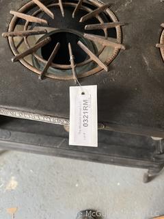 VINTAGE NEW PERFECTION 3 BURNER KEROSENE STOVE