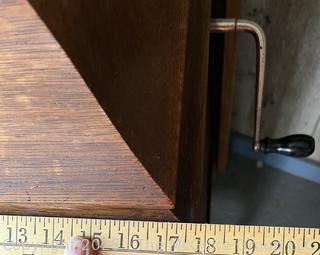 Silvertone Antique Victrola Phonograph Record Player plays 78 RPM Shellac Records