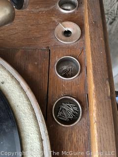 Silvertone Antique Victrola Phonograph Record Player plays 78 RPM Shellac Records