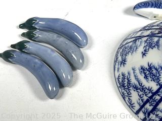 Set of Porcelain Asian Painted Rice Bowls and Spoons
