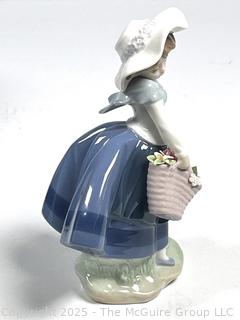 Lladro Figurine Girl with Flower Basket  "Pretty Pickings" 5222 
