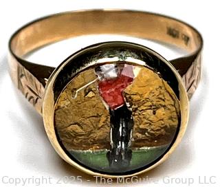 10KT Yellow Gold Ring with Reverse Painted Glass Center of Golfer
