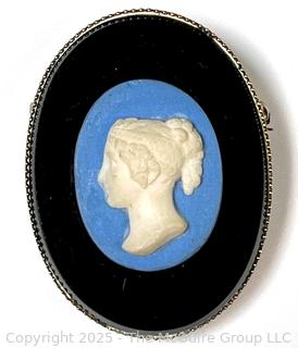 Oval Onyx with Blue Jasperware Cameo Brooch