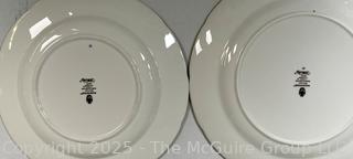 Set of Fine Porcelain Lunch Plates in Wedgwood Cuckoo Pattern