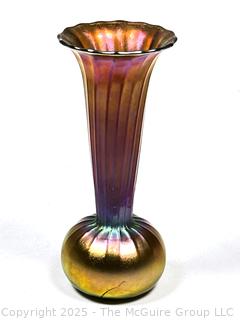 Signed Art Nouveau Quezal Iridescent Studio Art Glass Trumpet Vase 