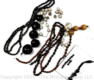 Group of Strands of Loose Beads for Jewelry Making. 