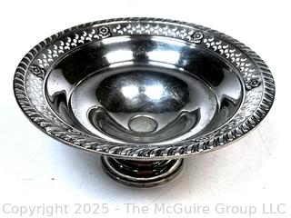Gruen Weighted Sterling Silver Pierced Edge Pedestal Dish. 131 grams