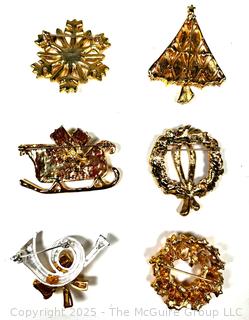 Six (6) Costume Jewelry Christmas Brooches