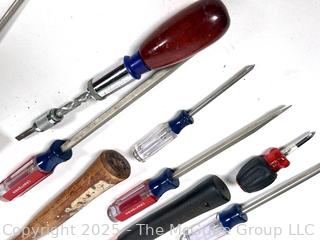 Hammers and Screwdrivers Hand Tools