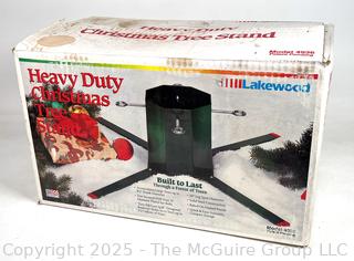 Lakewood Heavy Duty Christmas Tree Stand New in Box