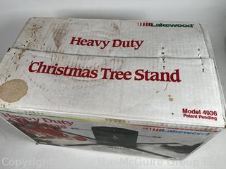 Lakewood Heavy Duty Christmas Tree Stand New in Box
