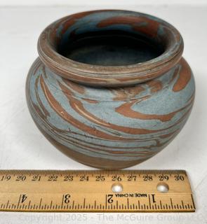 Small Niloak Style Mission Swirl Pottery Bowl Signed and Dated by Artist, 1928