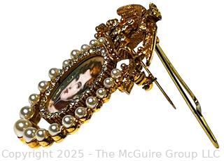 Florenza Pearl Picture Frame Brooch