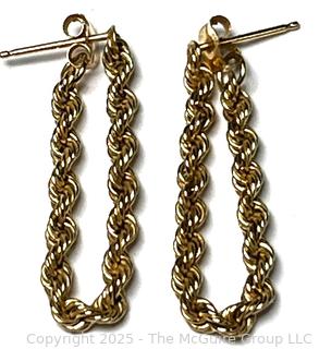 14KT Yellow Gold Twisted Rope Chain Pierced Earrings.  .9 grams.