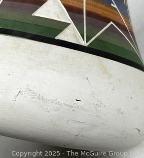 Native American Sioux Indian Pottery Vase. 8" tall.