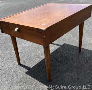 Mid Century Modern American Side Table with Drawer. Martinsville. Some damage 