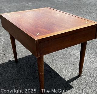 Mid Century Modern American Side Table with Drawer. Martinsville. Some damage 