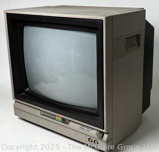 Commodore 1702 Color Video CRT Monitor Computer for Retro Gaming. Powers up but Not Tested with Video Input.