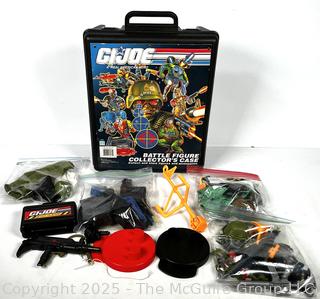 1981 Hasbro GI Joe Battle Figure Collector's Storage Case with Accessories 