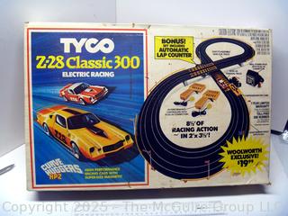 Tyco Z-28 Classic 300 HO Racing Set Cars Need Restoration. 