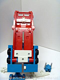 G1 Transformers Ultra Magnus Autobot Action Figure Toy Hasbro 1986 (incomplete)