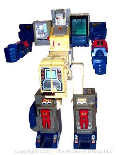 Large Transformer 1986 G1 Fortress Maximus Cerebros Cog Toy. 22" tall (incomplete)

