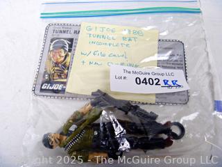 1988 GI Joe Action Figure Tunnel Rat Incomplete with Card (NM) Toy