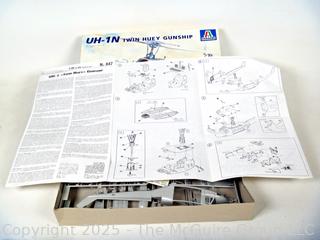 Italeri Model Kit Huey UH-1N Gunship (NIB) Toy
