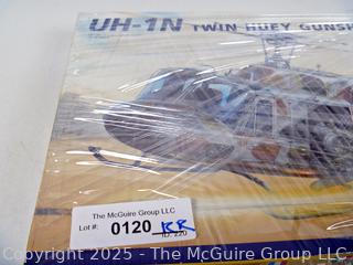 Italeri Model Kit Huey UH-1N Gunship (NIB) Toy

