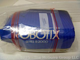 Robotix R-2000 Building Set, Incomplete Toy
