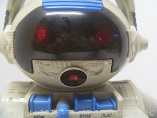 1992 Tiger Electronics 2-XL The Talking Robot with 1 Cassette tape (missing battery cover) Tested