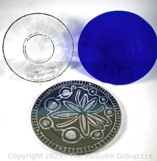 Three (3) Round Serving Platters in Pottery and Glass