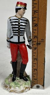 Luigi Fabris Porcelain Soldier Figurine Signed