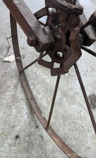 Antique Sears & Roebuck Double Hopper Wheelbarrow Grass Seeder<br>

<br><br>

Removal Options:<br><br> Sat (Nov 8) & Sun (Nov 9) 11-3pm, 56 Scotch Hill Rd., Cambridge NY 12816<br><br>

