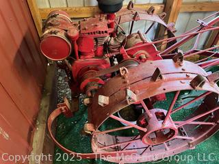1926 SEARS Garden Tractor w/ Wisconsin 5HP Gas Engine<br>

<br><br>

Removal Options:<br><br> Sat (Nov 8) & Sun (Nov 9) 11-3pm, 56 Scotch Hill Rd., Cambridge NY 12816<br><br>

